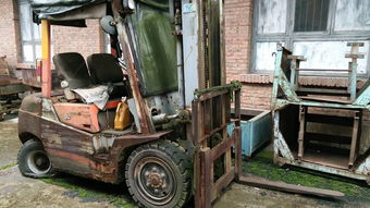 重慶弘?yún)f(xié)汽車(chē)配件廠存貨及設(shè)備一批在重慶產(chǎn)權(quán)交易網(wǎng)掛牌轉(zhuǎn)讓，礦山機(jī)械成亮點(diǎn)